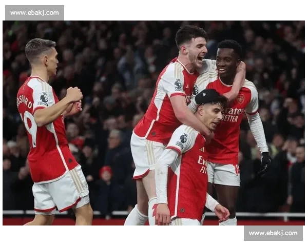 曼联与利物浦激战正酣 狭路相逢谁能笑到最后精彩直播全程跟踪