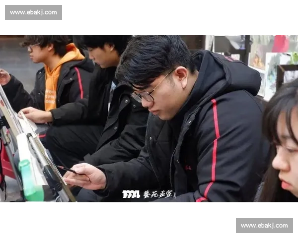 艾顿对决班巴内线统治力之争引爆赛场焦点之夜篮坛巅峰较量一战定乾坤